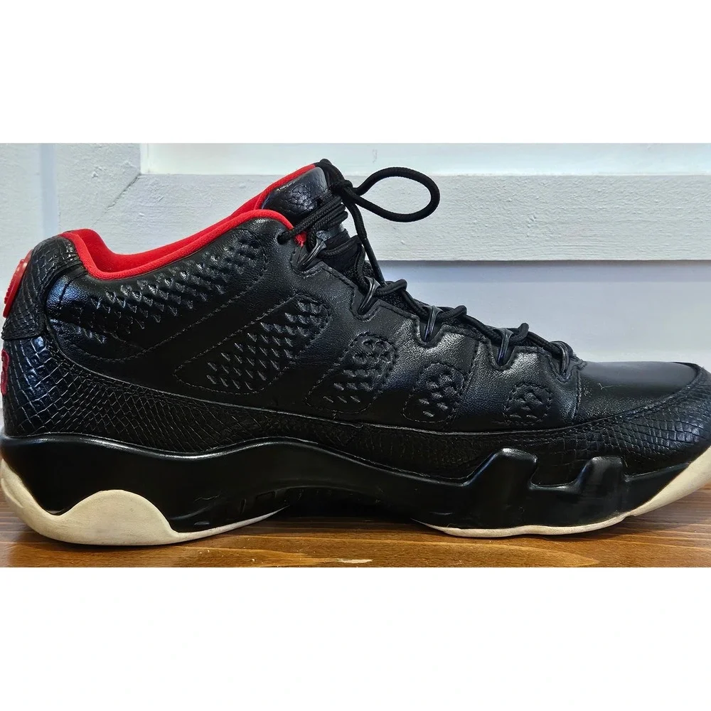 Air‎ Jordan 9 Retro Low Bred Black University Red Snakeskin 832822-001 Mens 11.5